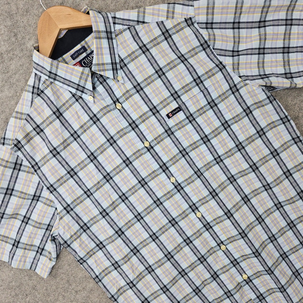Chaps Button Down Shirt Men's Medium Light Blue Plaid Short Sleeve Easy Care